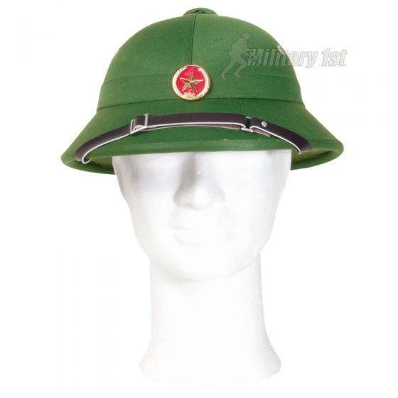 Capacete Mil-Tec Vietcong Tropical com Emblema