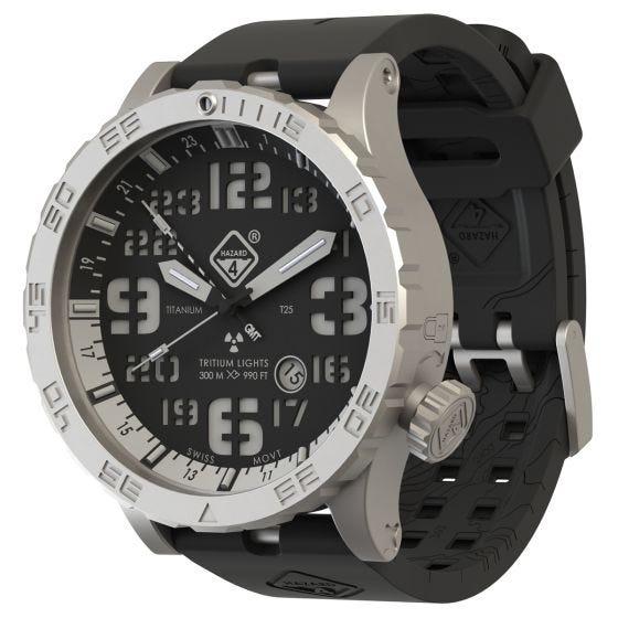 Relógio de Trítio e Titânio Hazard 4 Heavy Water Diver - Blacktie Branco GMT Azul/Vermelho